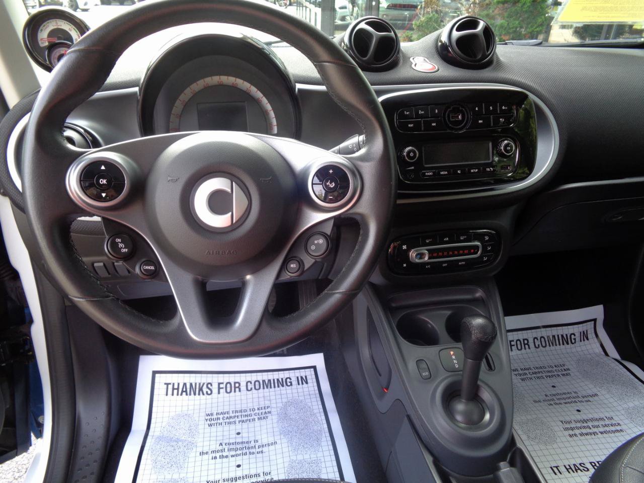 Used 2017 smart fortwo electric drive RWD image 12