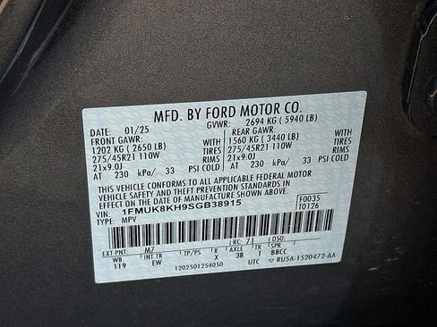 Certified 2025 Ford Explorer ST-Line w/ ST-Line Street Pack image 26