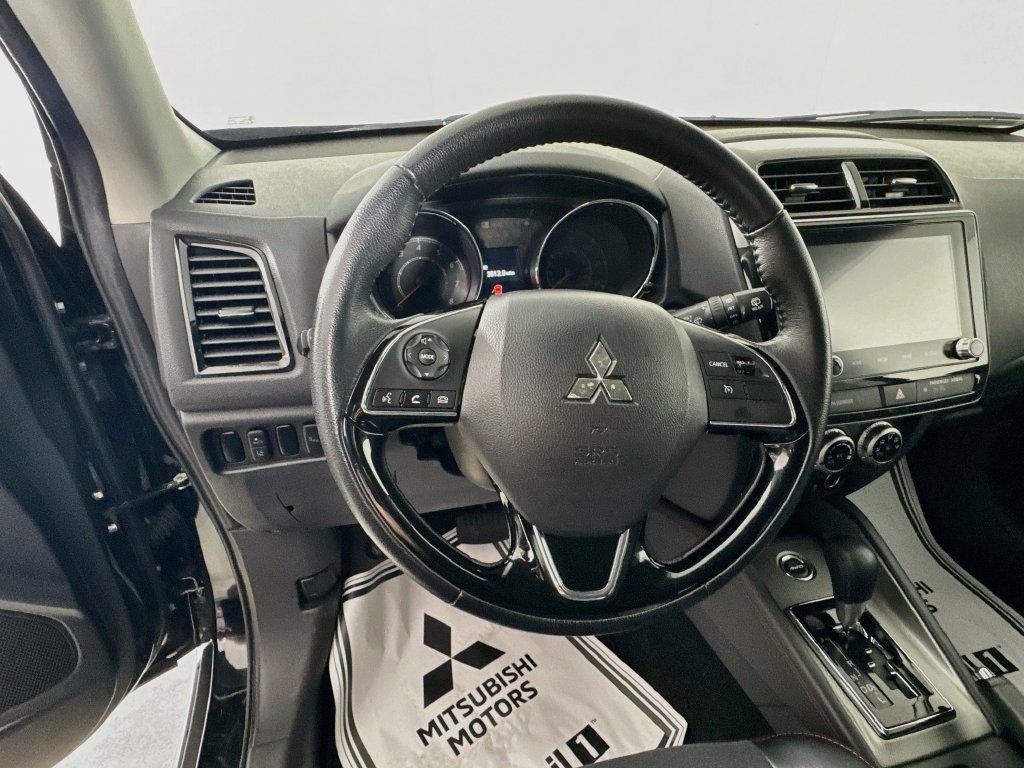 Used 2024 Mitsubishi Outlander Sport ES AWD/4WD image 12