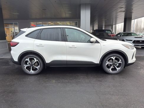 New 2026 Ford Escape ST-Line Select w/ Tech Pack #2 image 3