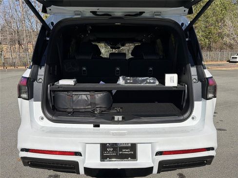 New 2026 INFINITI QX80 Autograph w/ Premium Cargo Package AWD/4WD image 31