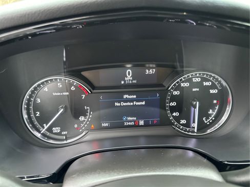 Certified 2024 Cadillac XT5 Luxury AWD/4WD image 17