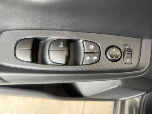 Certified 2025 Nissan Sentra S FWD image 46