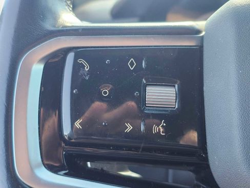 Used 2022 Land Rover Range Rover Velar S image 27