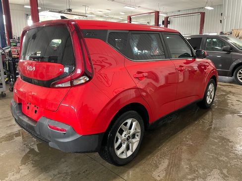 Used 2022 Kia Soul LX w/ Technology Package image 5