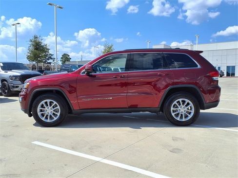 Used 2022 Jeep Grand Cherokee Laredo X image 21