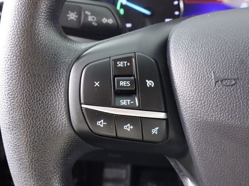 Used 2021 Ford Escape SE FWD image 12