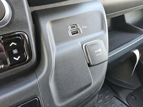 New 2026 RAM ProMaster 2500 w/ Convenience Group FWD image 23