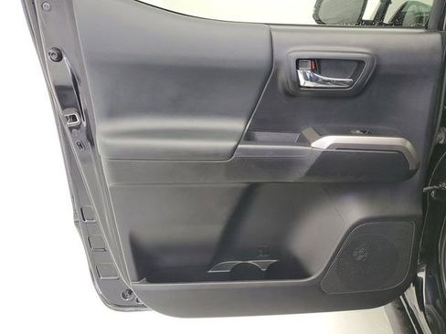 Used 2021 Toyota Tacoma Limited w/ Nightshade Package RWD image 15