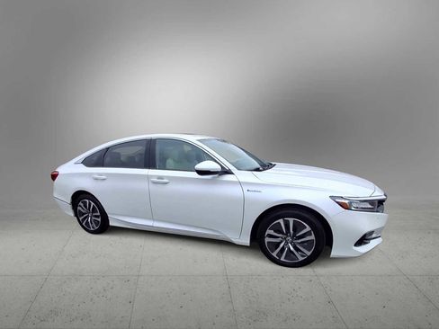 Used 2022 Honda Accord EX-L image 2