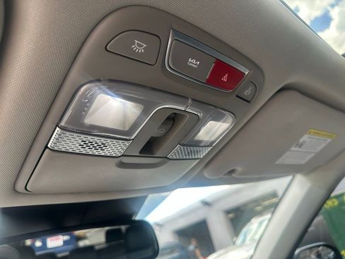 Used 2024 Kia Telluride EX AWD/4WD image 17
