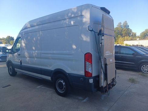 Used 2018 Ford Transit 250 148 High Roof image 7