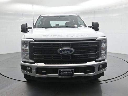 New 2026 Ford F250 XL w/ XL Chrome Package image 52