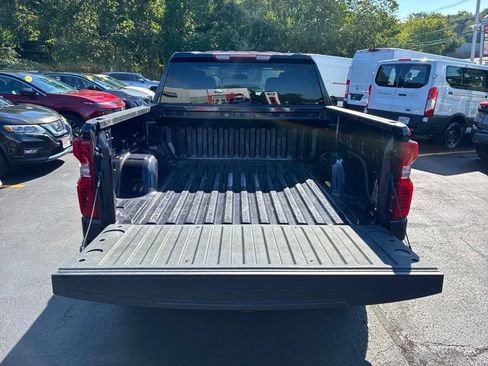 Used 2023 Chevrolet Silverado 1500 LT AWD/4WD image 13