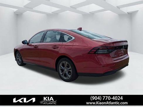 Used 2024 Honda Accord EX image 5