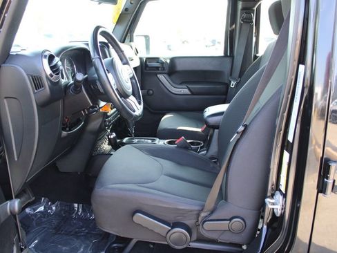 Used 2016 Jeep Wrangler Unlimited Sport w/ Max Tow Package image 14