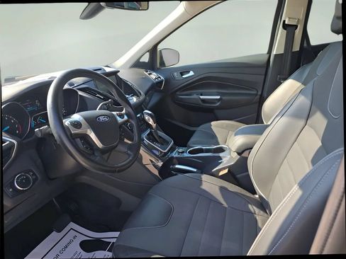 Used 2013 Ford Escape Titanium w/ Parking Technology Pkg AWD/4WD image 10