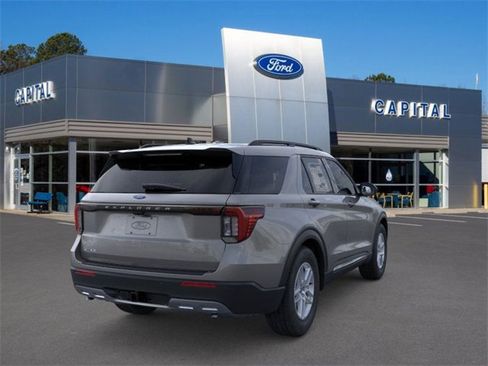 New 2025 Ford Explorer Active w/ Active Comfort Package image 8