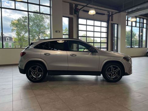 Used 2025 Mercedes-Benz GLA 250 4MATIC image 5
