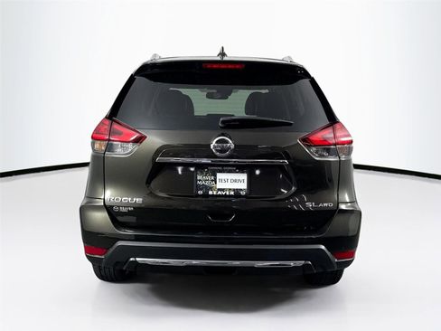Used 2017 Nissan Rogue SL w/ SL Premium Package image 13