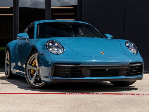 Certified 2023 Porsche 911 Carrera S RWD image 6