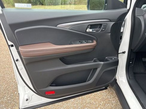 New 2026 Honda Ridgeline RTL image 18