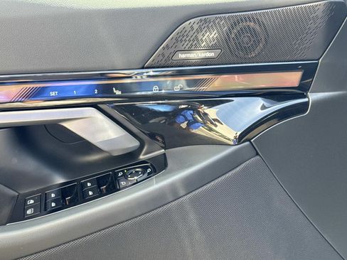 Certified 2026 BMW 540i xDrive AWD/4WD image 18