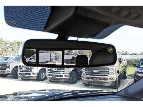Used 2019 Ford F150 XLT w/ Equipment Group 302A Luxury AWD/4WD image 24
