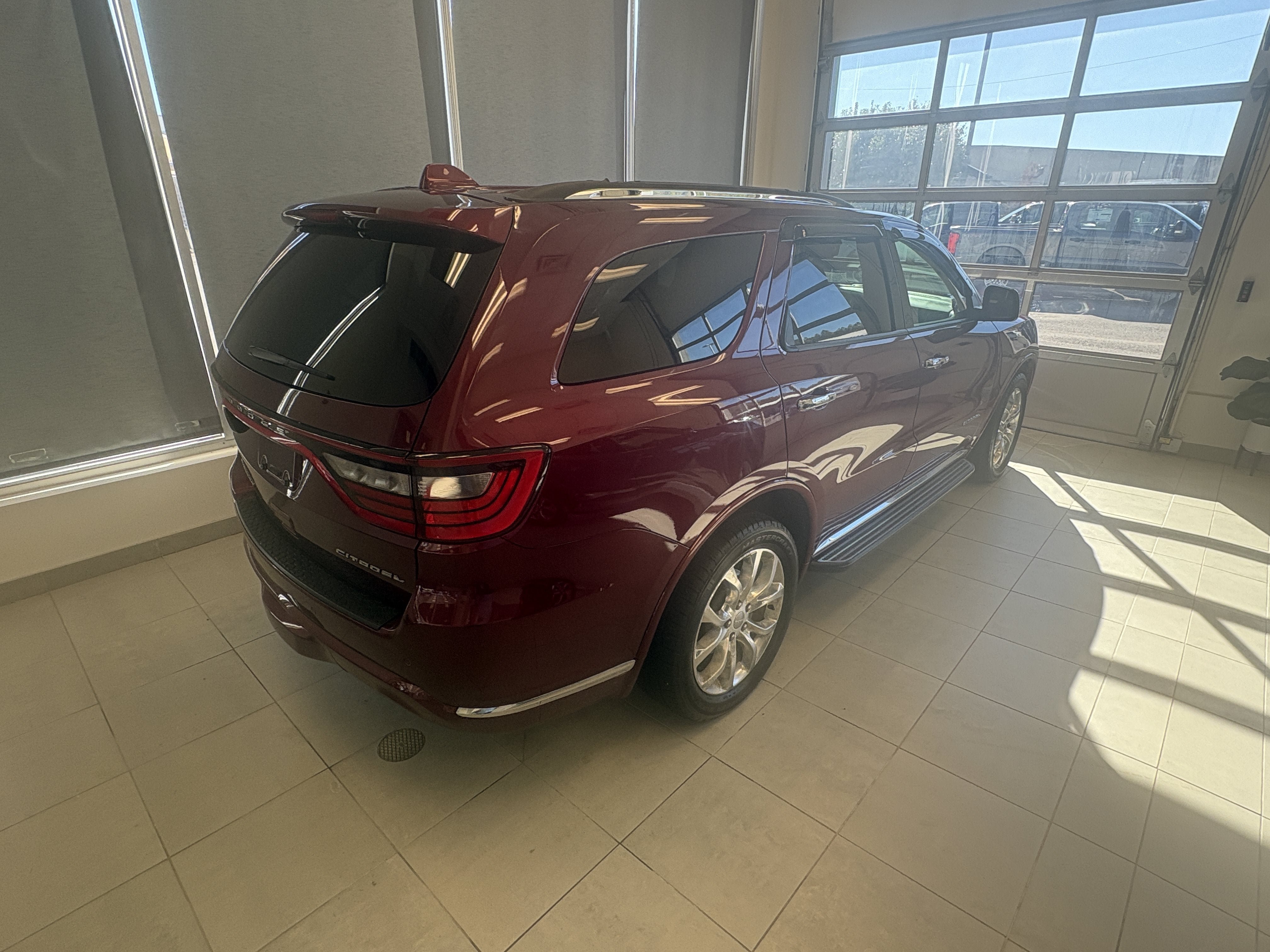 Used 2017 Dodge Durango Citadel AWD/4WD image 2
