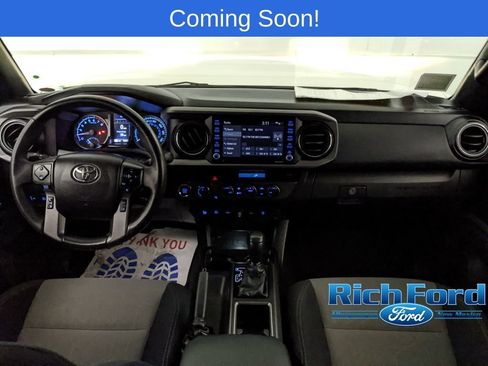 Used 2021 Toyota Tacoma TRD Sport image 13