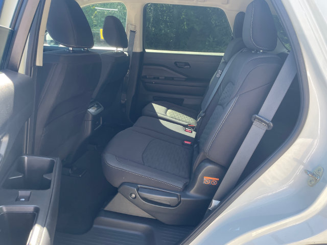 Used 2024 Nissan Pathfinder SV w/ Cargo Package AWD/4WD image 20
