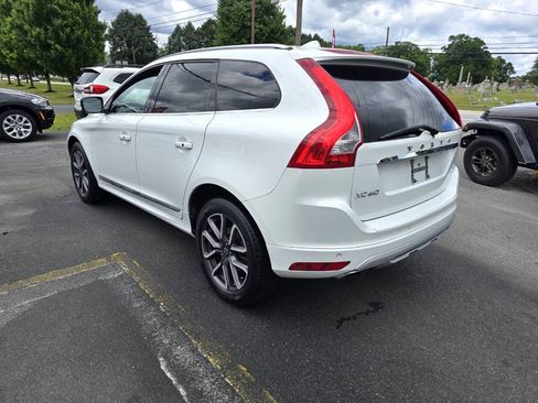 Used 2017 Volvo XC60 T6 Dynamic w/ Climate Package AWD/4WD image 5