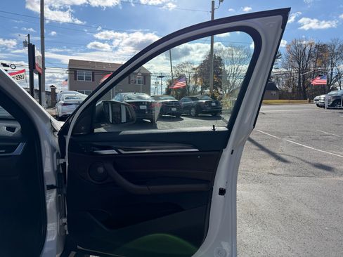 Used 2016 BMW X1 xDrive28i image 22