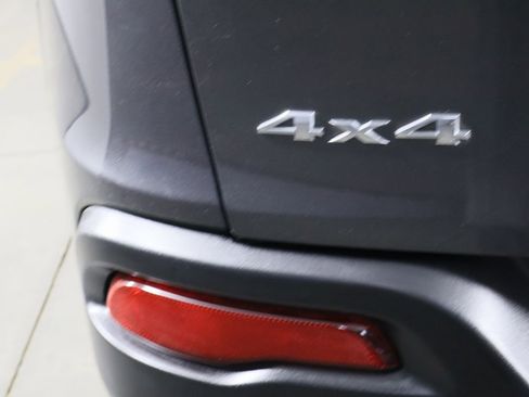 Used 2016 Jeep Cherokee Limited w/ Luxury Group image 38