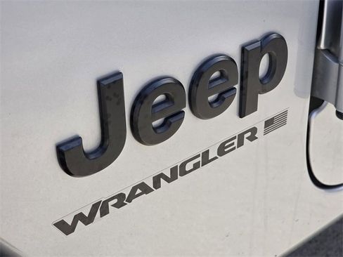 Used 2023 Jeep Wrangler Sport S image 7
