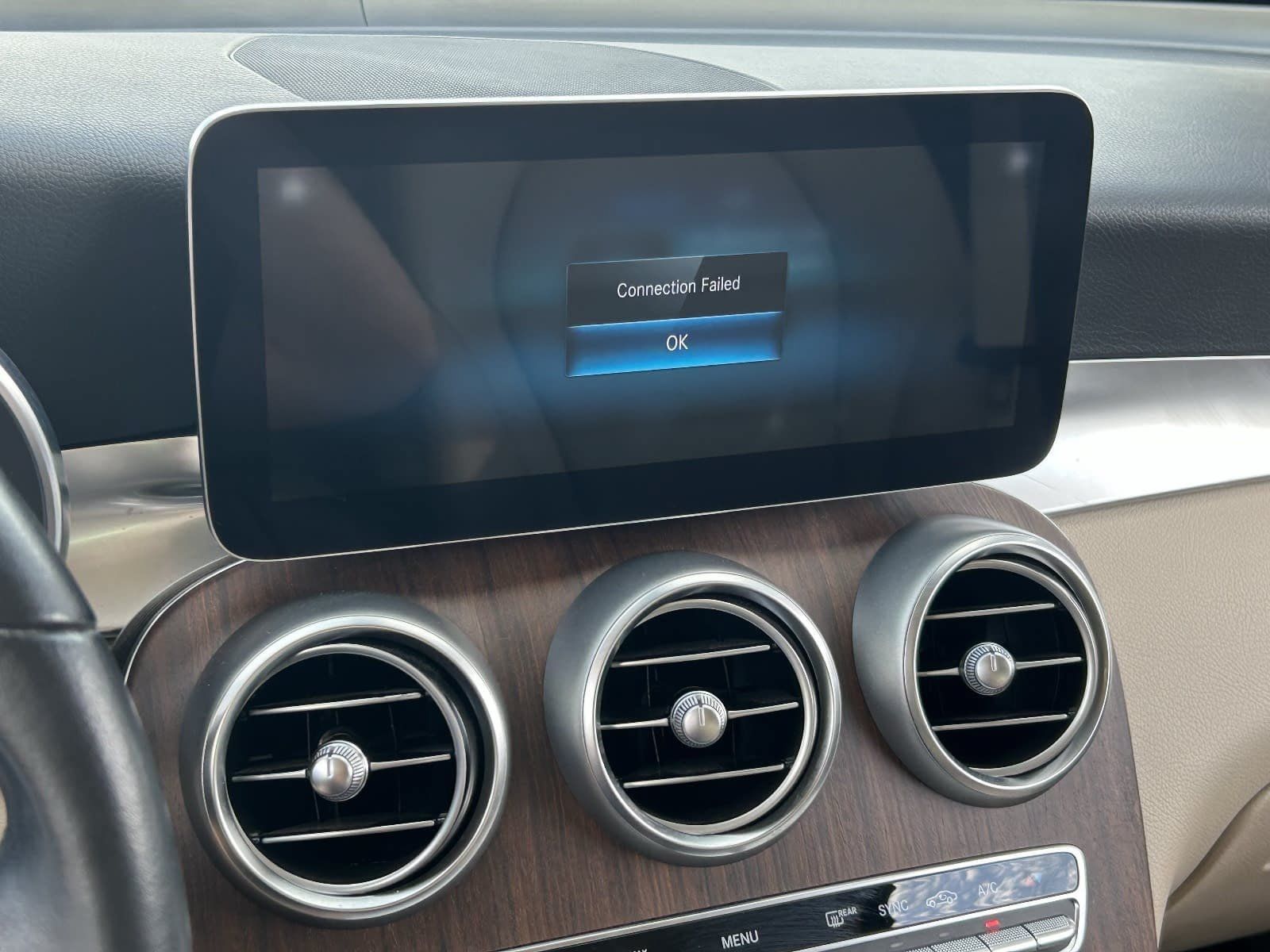 Used 2021 Mercedes-Benz GLC 300 image 30