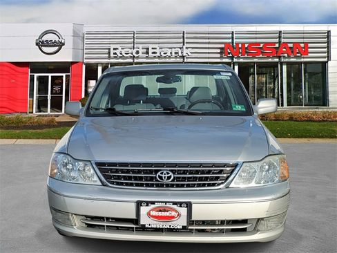 Used 2004 Toyota Avalon image 2