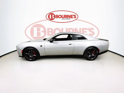 Used 2024 Dodge Charger Daytona Scat Pack w/ Plus Group image 8