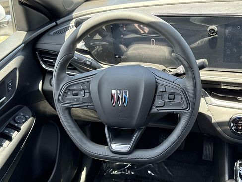 New 2026 Buick Envista Preferred FWD image 8