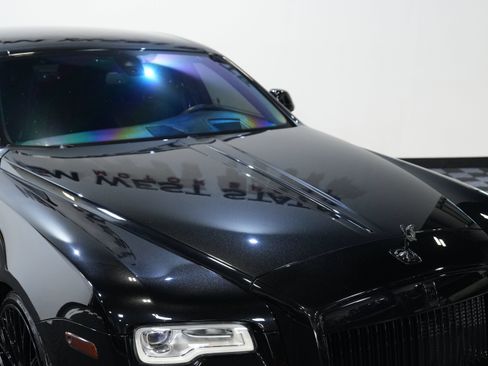 Used 2020 Rolls-Royce Ghost RWD image 11