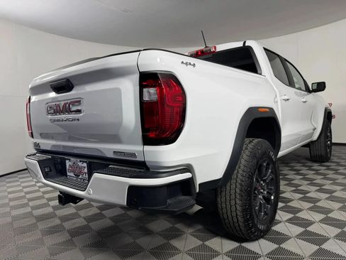 Used 2025 GMC Canyon Elevation AWD/4WD image 27