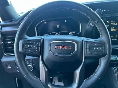 Used 2025 GMC Sierra 3500 AT4 w/ AT4 Premium Plus Package image 9