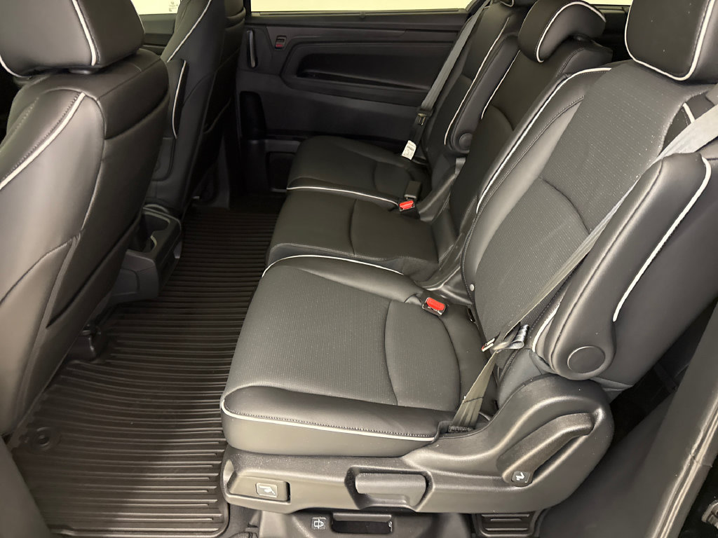 New 2027 Honda Odyssey Elite image 18