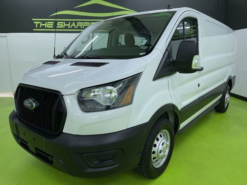 Used 2022 Ford Transit 250 Low Roof AWD image 5