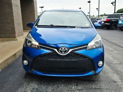 Used 2015 Toyota Yaris SE FWD image 2