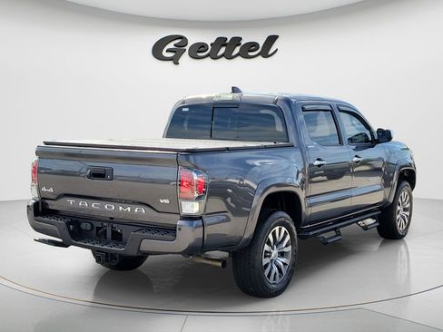 Used 2020 Toyota Tacoma Limited AWD/4WD image 4