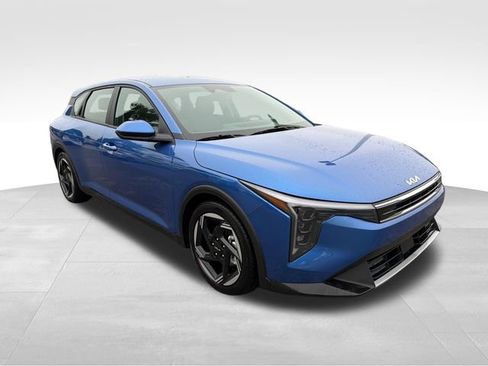New 2026 Kia K4 EX FWD image 1