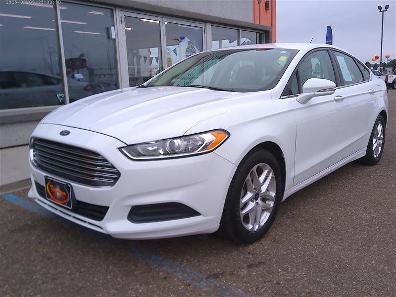 Used 2013 Ford Fusion SE FWD image 1