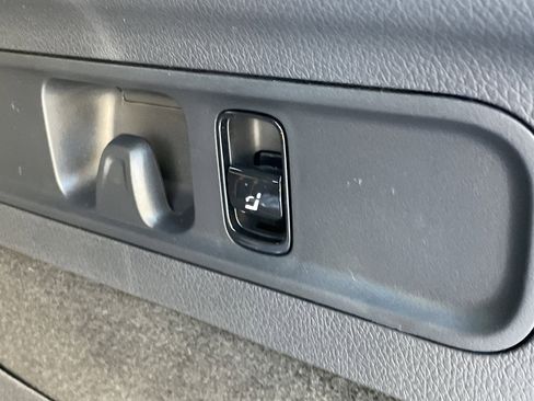 New 2026 Mercedes-Benz GLC 300 4MATIC image 11