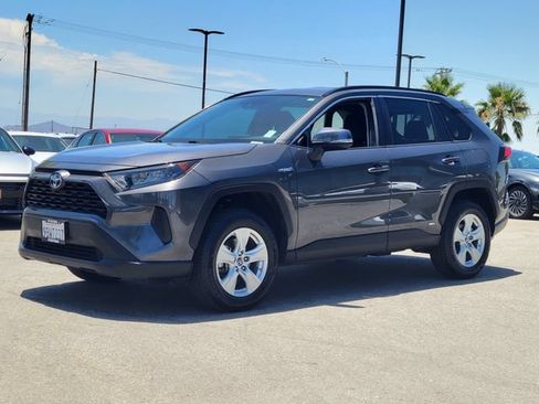 Used 2020 Toyota RAV4 LE w/ All Weather Liner Package AWD/4WD image 2